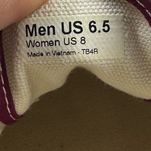 Vans burgundy authentic women’s size 8 - Picture 6 of 6